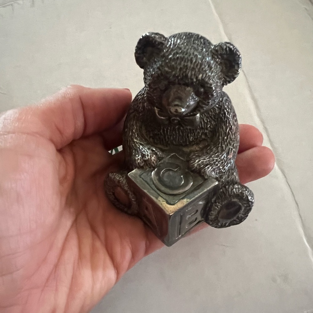 REED & BARTON RARE  MUSICAL TEDDY BEAR